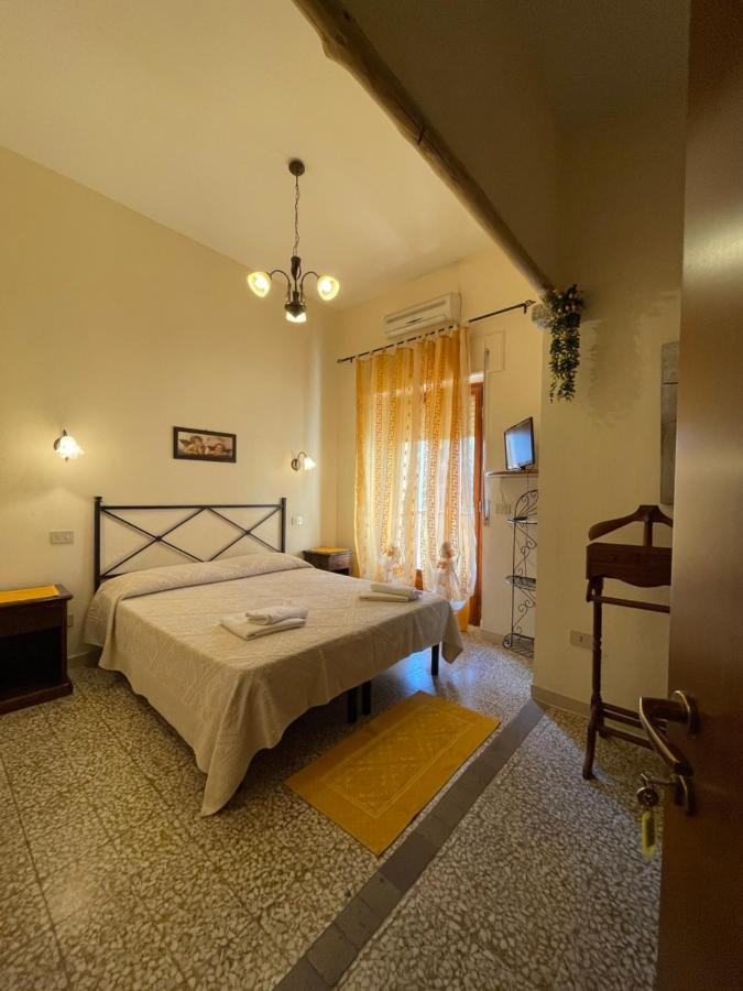 Fera5 Hotel Olbia Esterno foto